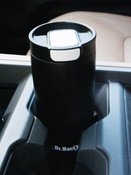 Thermobecher mit Gravur „Dr. Bacty Atlas“, 540 ml – schwarz